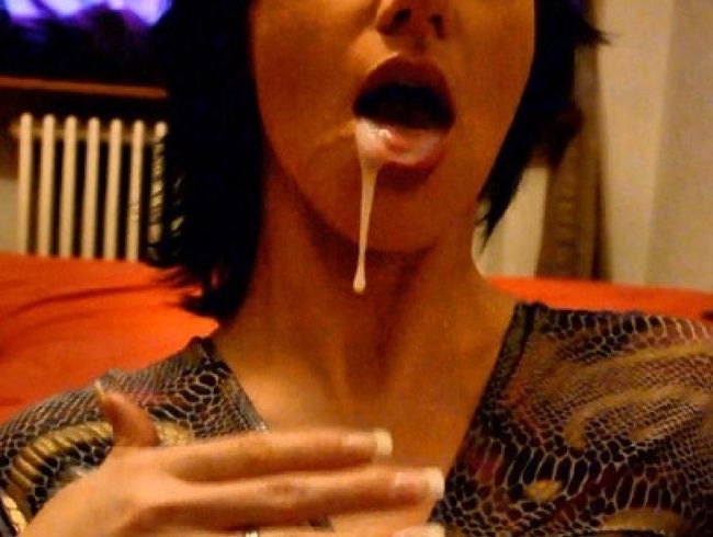 SinaVelvet Porno Video: Maul voll am Morgen